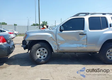 2010 Nissan Xterra X из США, поврежденный, VIN 5N1AN0NW2AC507089